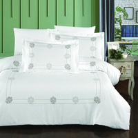 Комплект постельного белья Maxstyle Ornament из атласа белого цвета с вышивкой