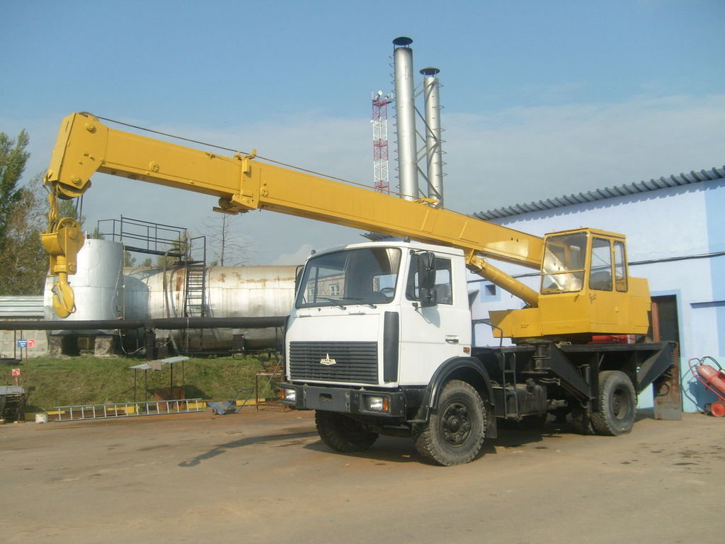 Автокран маз ивановец 14 тонн. Маз 5337 кс 35715. Кран ивановец 14. Кран ивановец 14. Кран ивановец маз 25 тонн.