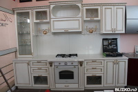 Кухонный гарнитур на заказ в классическом стиле прямой, цвет белый, МДФ