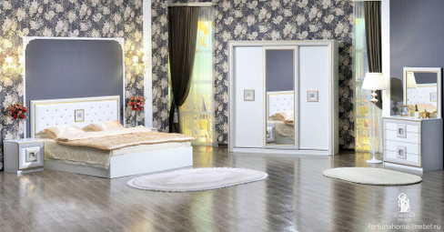 Спальня Богемия с 3 дверным шкафом Белый матовый Фортуна мебель
