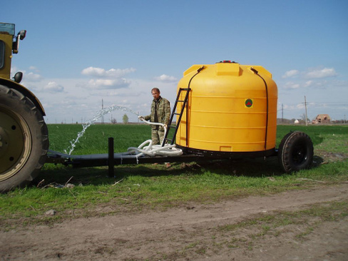 Водораздатчик 5000 литров (телега для подвоза воды)