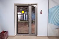 Алюминиевые двери холодный профиль 1500х2100